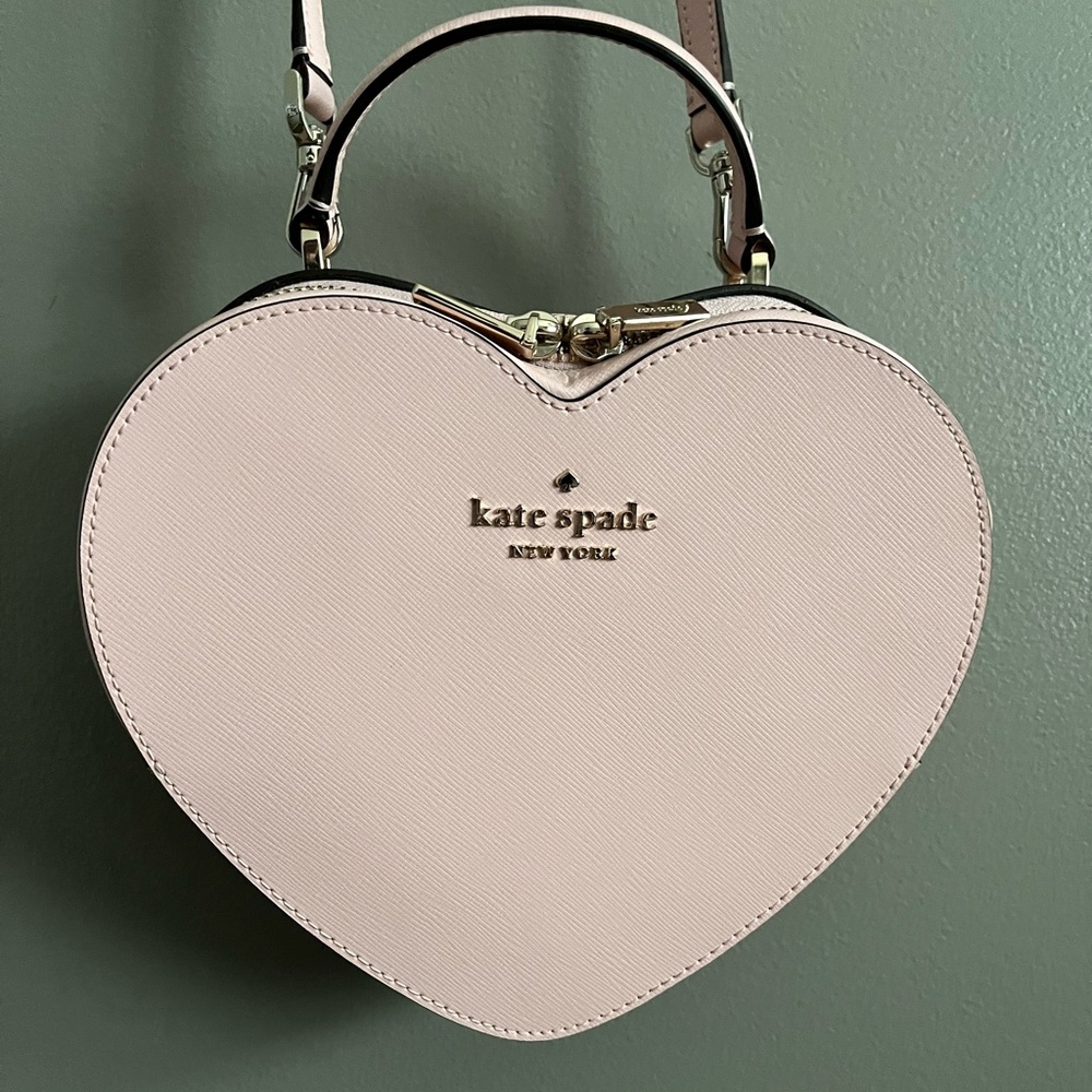 Kate Spade: iconic pink heart shaped purse